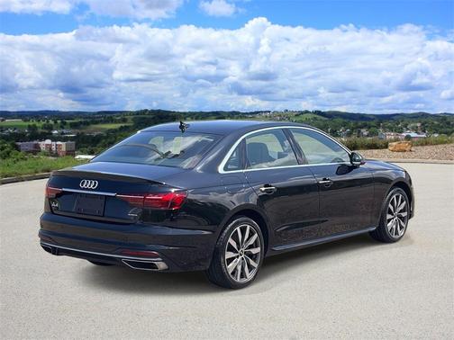 2022 Audi A4 40 Premium Plus