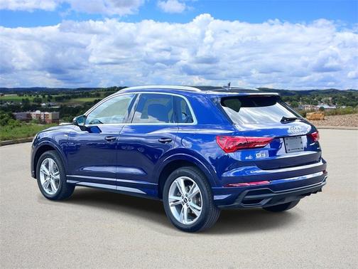 2024 Audi Q3 45 S line Premium