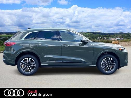 2025 Audi Q5 2.0T quattro Premium