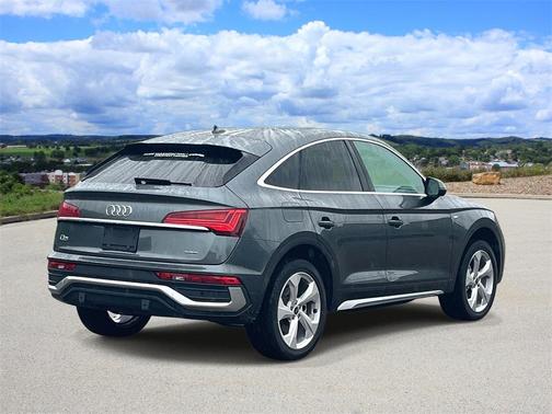 2024 Audi Q5 45 S line quattro Premium