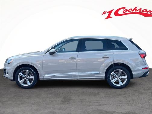2024 Audi Q7 45 Premium Plus