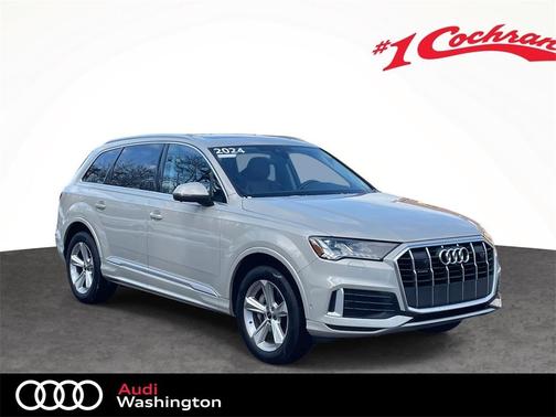2024 Audi Q7 45 Premium Plus