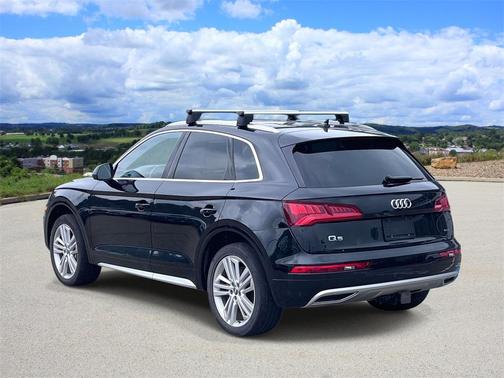 2020 Audi Q5 40 Premium Plus