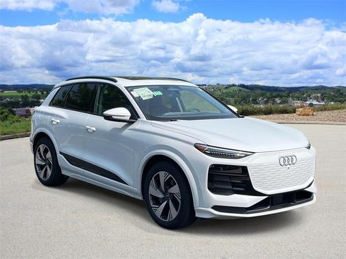 2025 Audi Q6 e-tron Premium