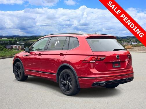2024 Volkswagen Tiguan 2.0T SE R-Line Black