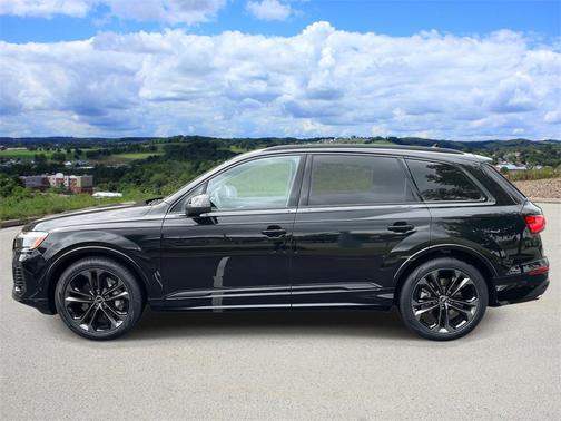 2025 Audi Q7 55 Premium Plus