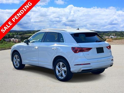 2022 Audi Q3 40 Premium