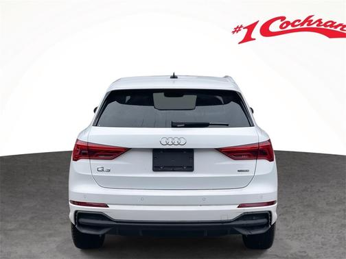 2024 Audi Q3 45 S line Premium