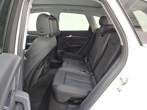 2024 Audi Q5 e 55 S line quattro Premium