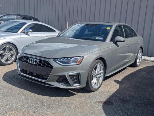 2023 Audi A4 45 S line Premium Plus