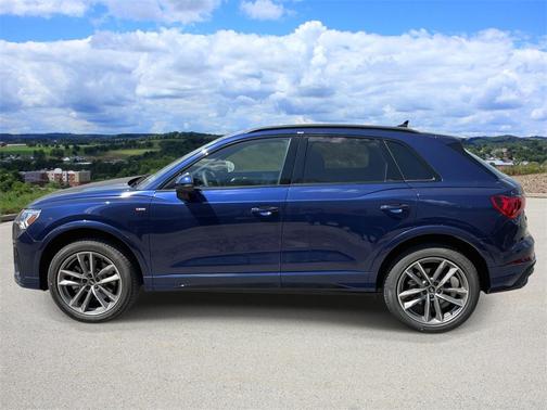 2025 Audi Q3 45 S line Premium