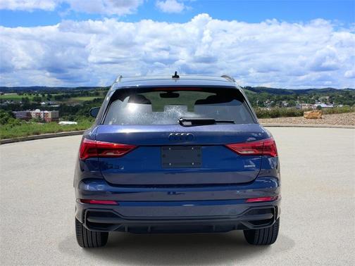 2025 Audi Q3 45 S line Premium