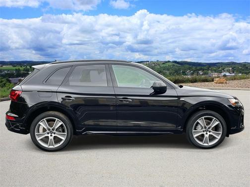2025 Audi Q5 45 S line quattro Premium
