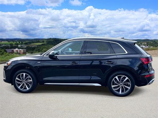 2022 Audi Q5 45 S line quattro Premium