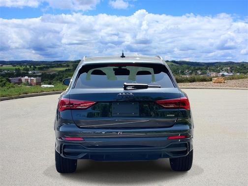 2025 Audi Q3 45 S line Premium