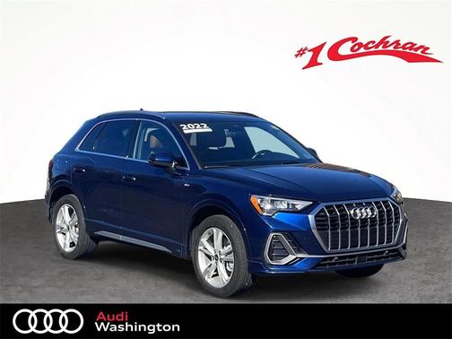 2022 Audi Q3 45 S line Premium
