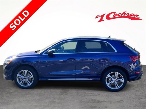 2022 Audi Q3 45 S line Premium