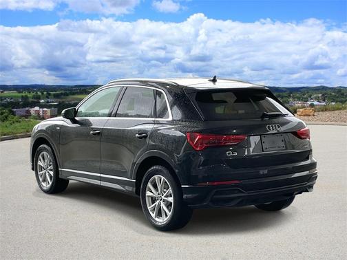 2025 Audi Q3 45 S line Premium