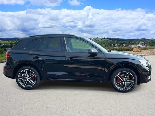 2025 Audi Q5 55 S line quattro Premium
