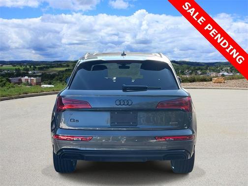 2025 Audi Q5 45 S line quattro Premium