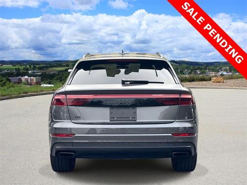 2025 Audi Q8 55 Premium