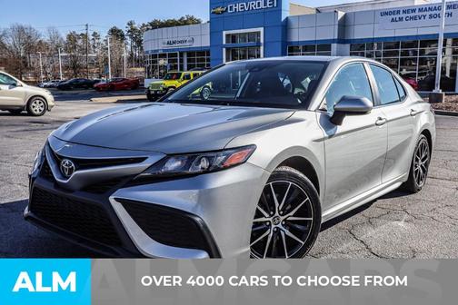 2023 Toyota Camry SE