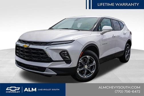 Iridescent Pearl Tricoat 2025 Chevrolet Blazer LT