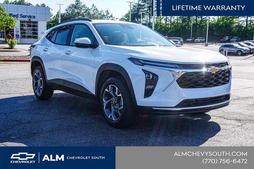 Summit White 2026 Chevrolet Trax LT