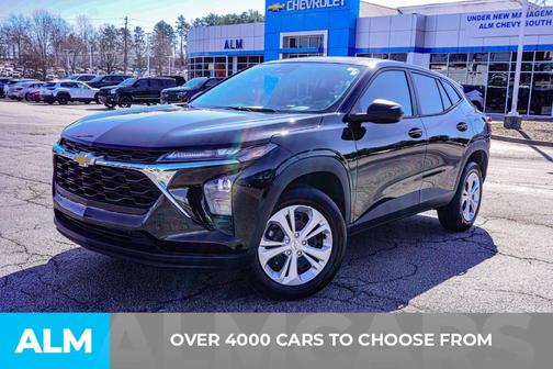 2025 Chevrolet Trax LS