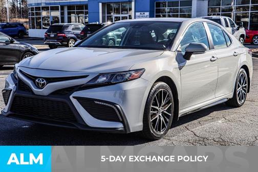 2023 Toyota Camry SE
