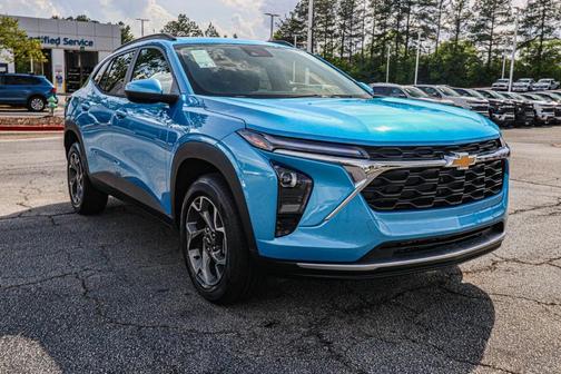 2025 Chevrolet Trax LT
