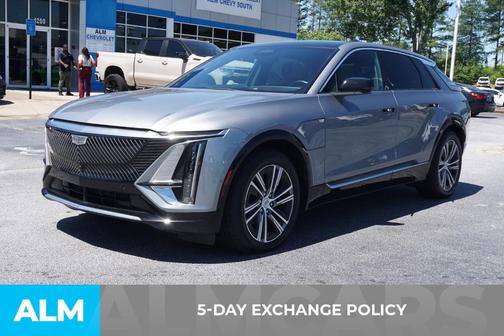 Silver Metallic 2024 Cadillac LYRIQ Luxury