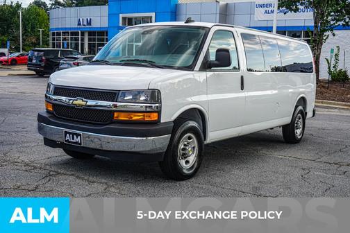 Summit White 2025 Chevrolet Express 3500 LT