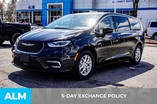 2024 Chrysler Pacifica Touring-L