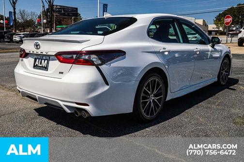 2023 Toyota Camry SE