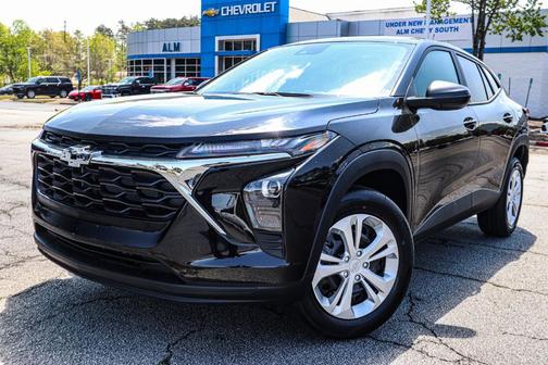2025 Chevrolet Trax LS