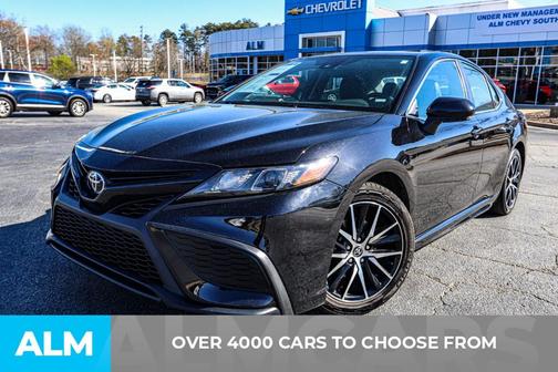 2023 Toyota Camry SE