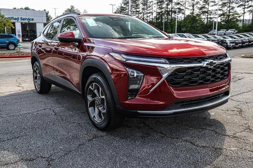 2025 Chevrolet Trax LT