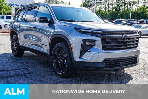 Sterling Gray Metallic 2025 Chevrolet Traverse LT