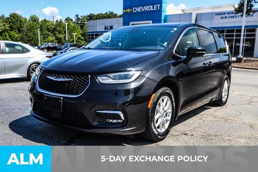 2023 Chrysler Pacifica Touring-L
