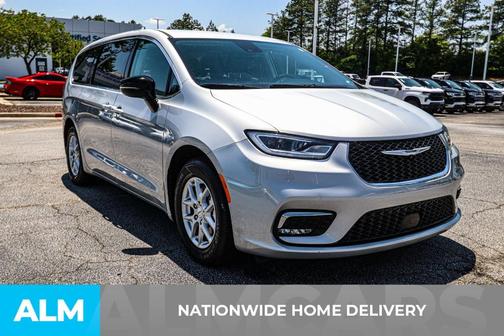 2024 Chrysler Pacifica Touring-L