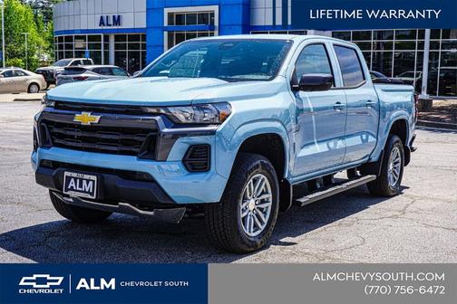 Metallic 2026 Chevrolet Colorado LT