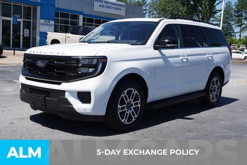 Oxford White 2025 Ford Expedition Active