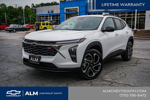 Summit White 2026 Chevrolet Trax 2RS