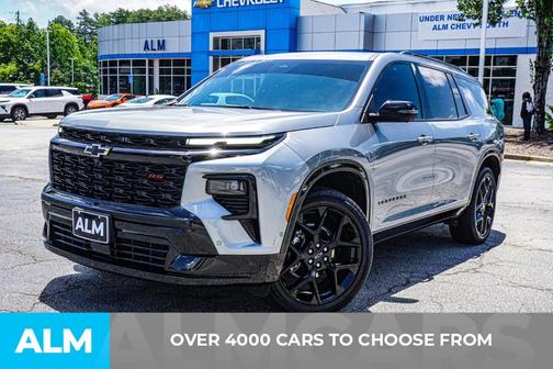 Sterling Gray Metallic 2024 Chevrolet Traverse RS