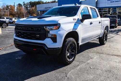 2025 Chevrolet Silverado 1500 Custom Trail Boss