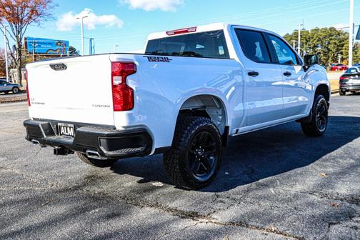 2025 Chevrolet Silverado 1500 Custom Trail Boss