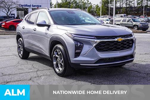 2025 Chevrolet Trax LT