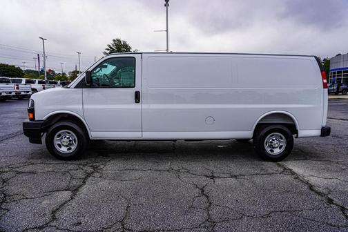 2025 Chevrolet Express 2500 Work Van
