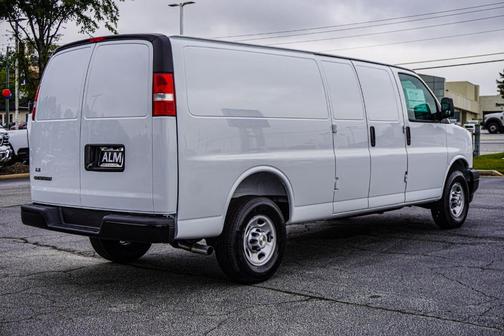 2025 Chevrolet Express 2500 Work Van